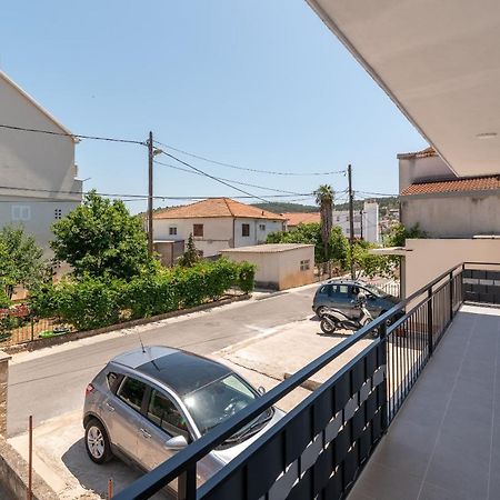 Apartman Galeb โตรกีร์ ภายนอก รูปภาพ
