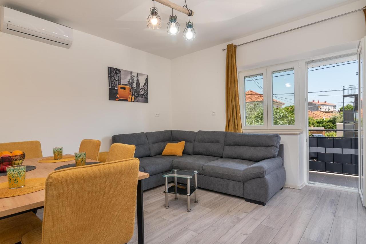 Apartman Galeb โตรกีร์ ภายนอก รูปภาพ