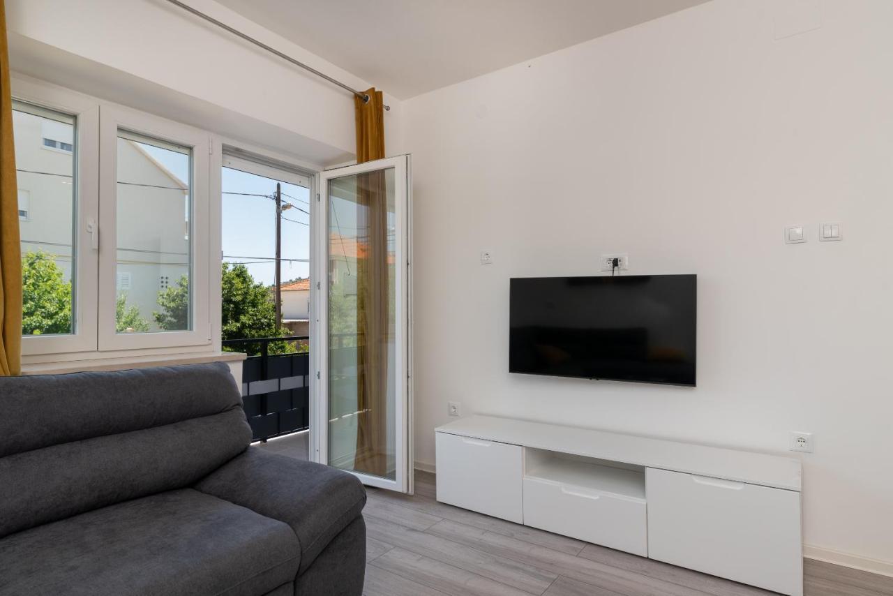 Apartman Galeb โตรกีร์ ภายนอก รูปภาพ