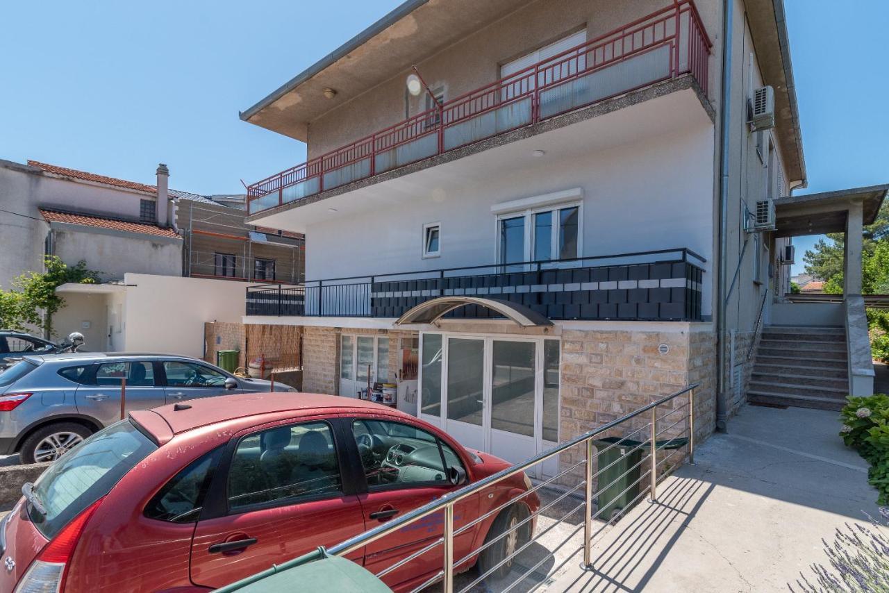 Apartman Galeb โตรกีร์ ภายนอก รูปภาพ